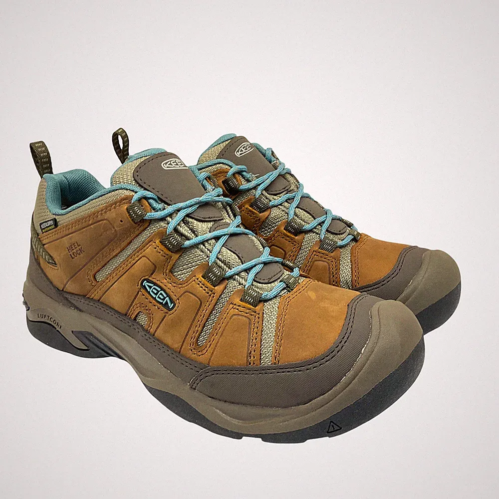 KEEN Women's Low-Cut Circadia WP Casual Hiking Shoes Brown/Turquoise Size 7.5M